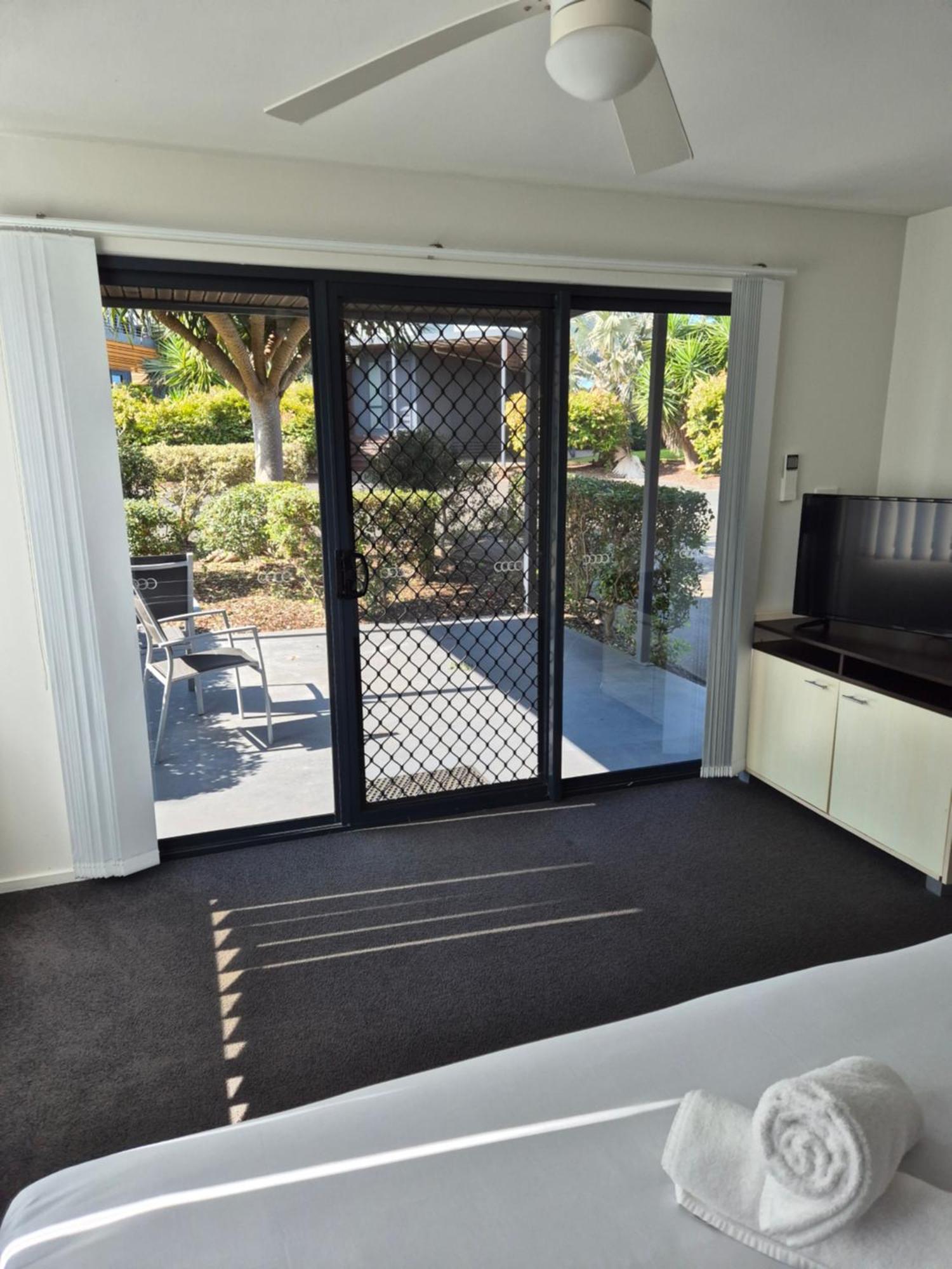 Serenity Diamond Beach Exterior photo